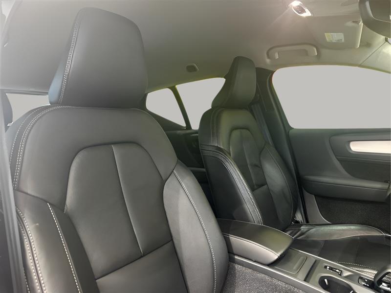 Volvo XC40 T5 Momentum AWD 2022