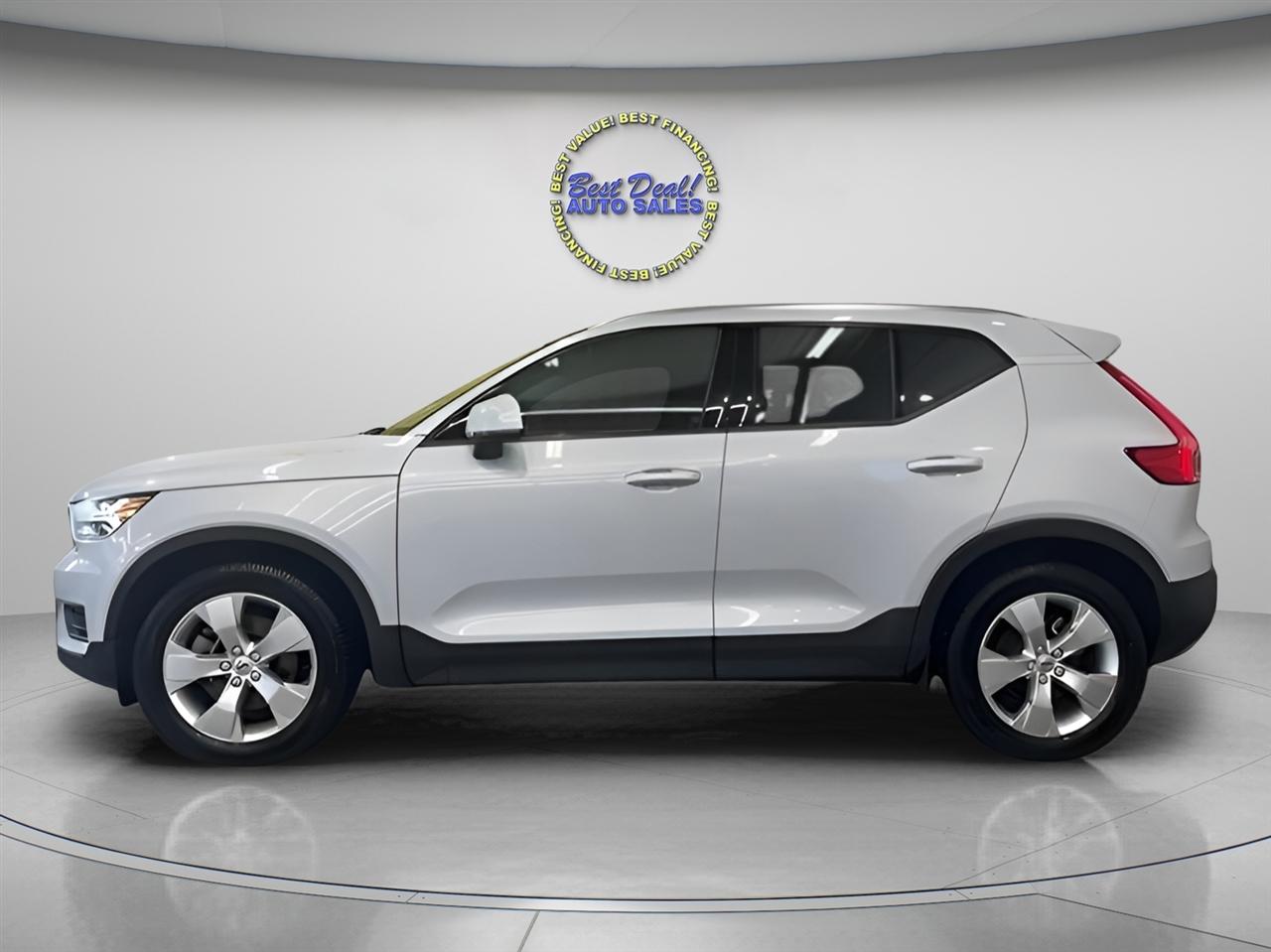 Volvo XC40 T5 Momentum AWD 2022