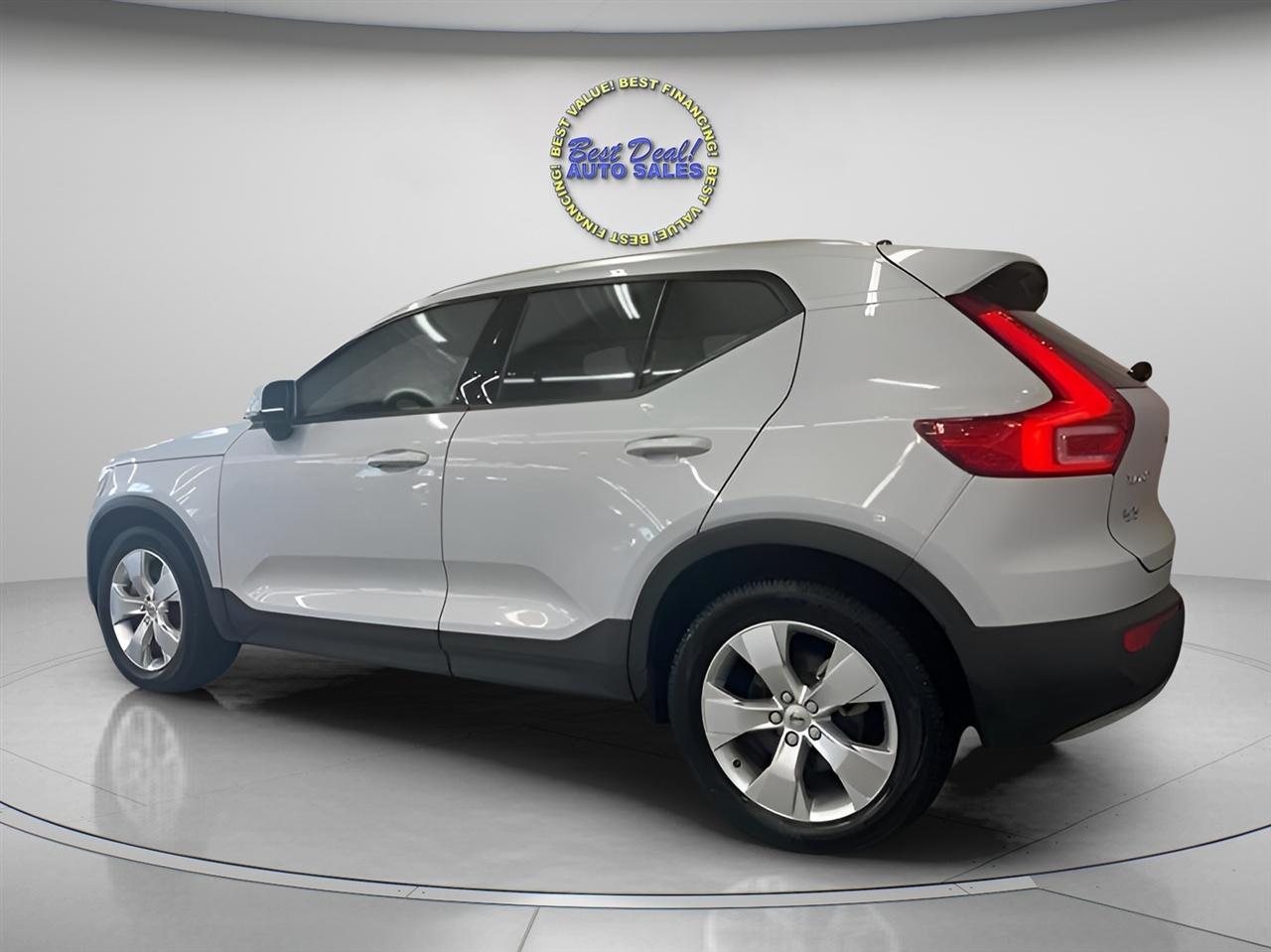 Volvo XC40 T5 Momentum AWD 2022