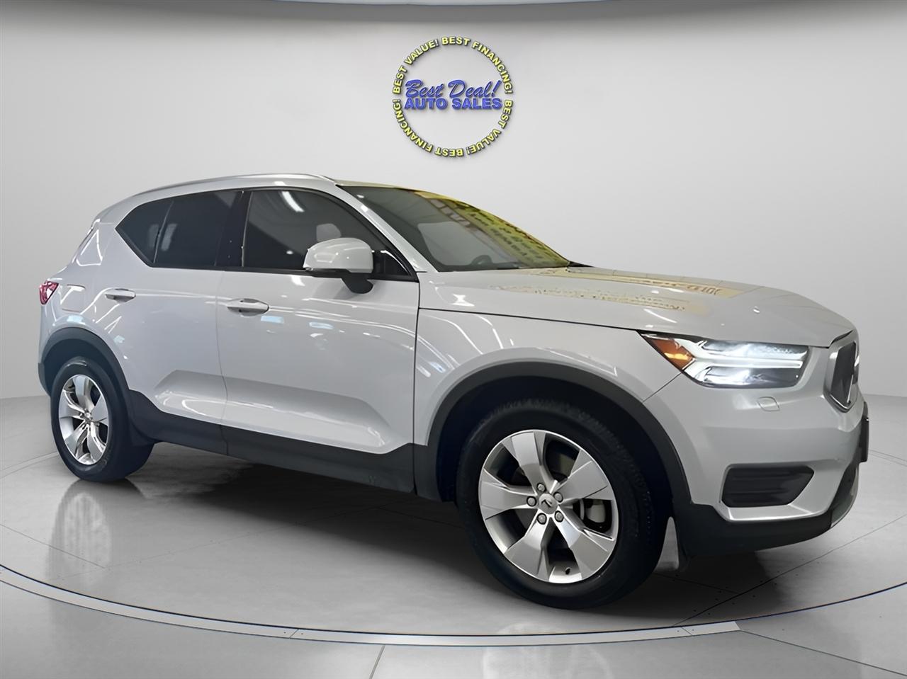 Volvo XC40 T5 Momentum AWD 2022