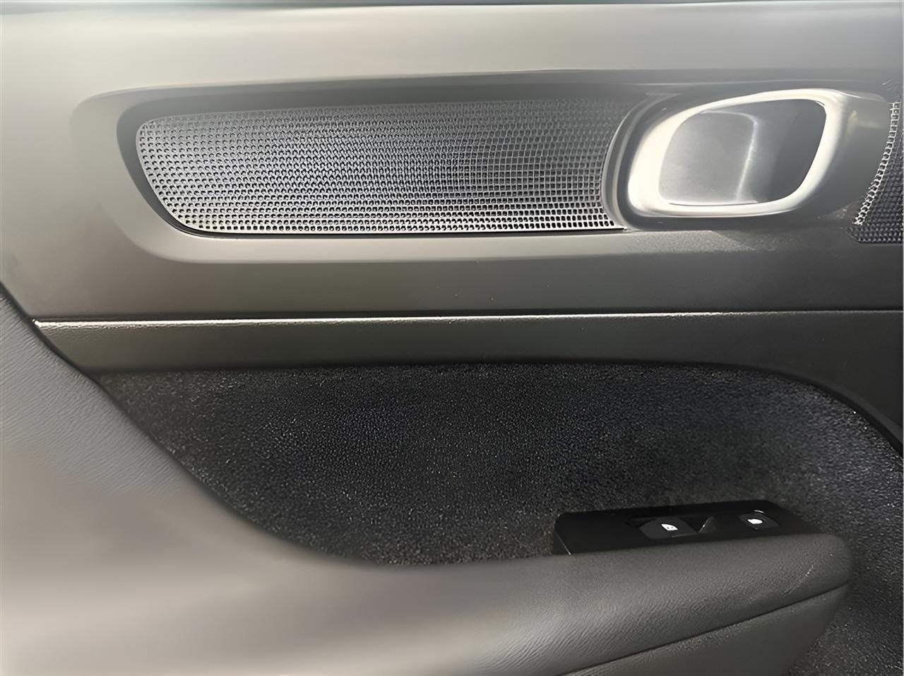 Volvo XC40 T5 Momentum AWD 2022