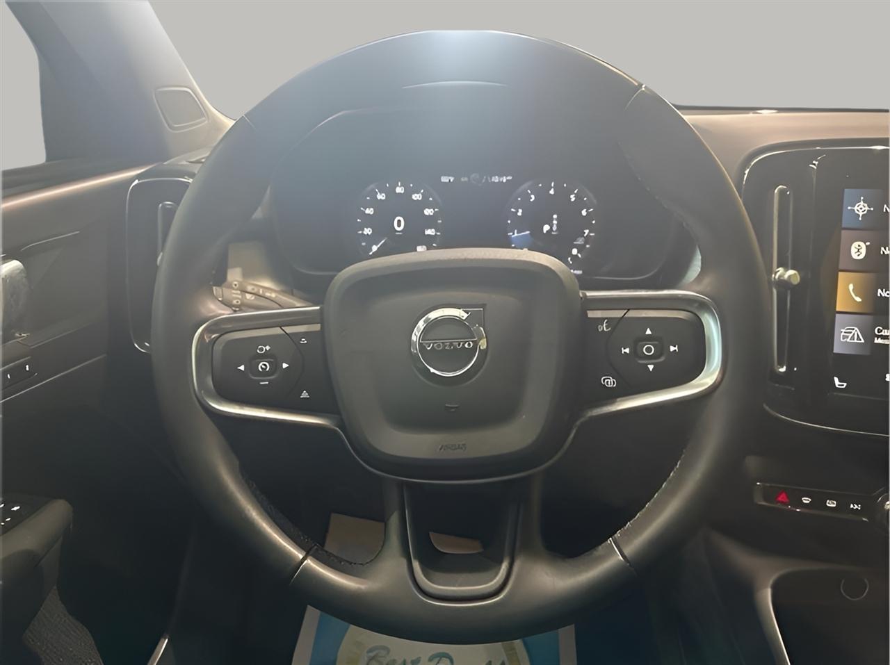 Volvo XC40 T5 Momentum AWD 2022