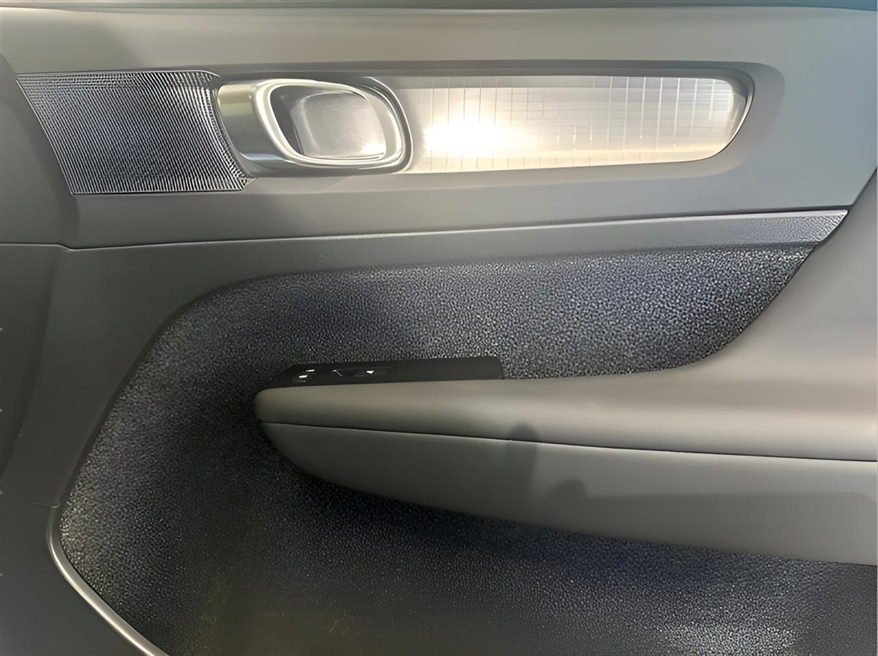 Volvo XC40 T5 Momentum AWD 2022