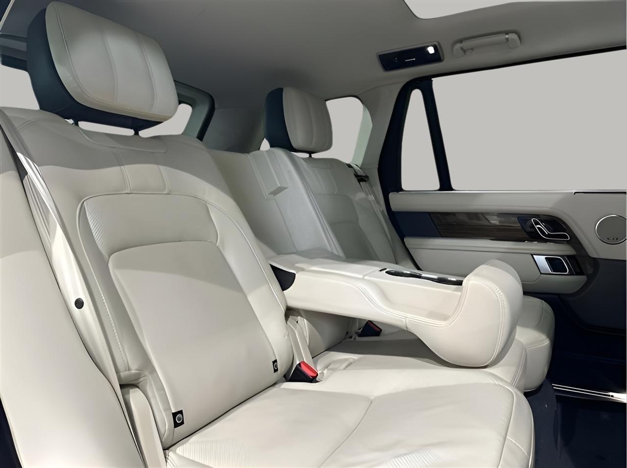 Land Rover Range Rover Supercharged LWB 2019