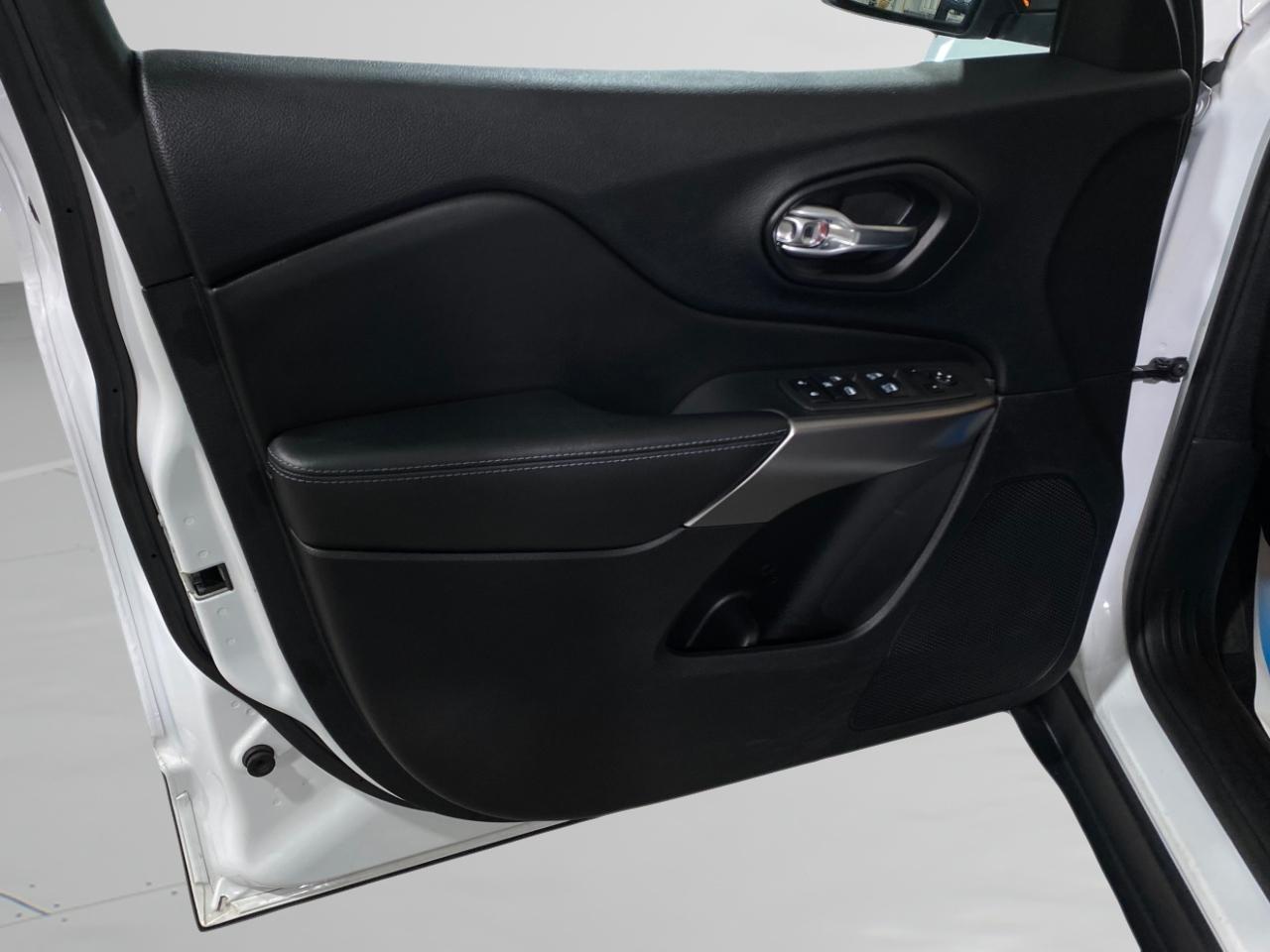 Jeep Cherokee Latitude Plus 4WD 2021