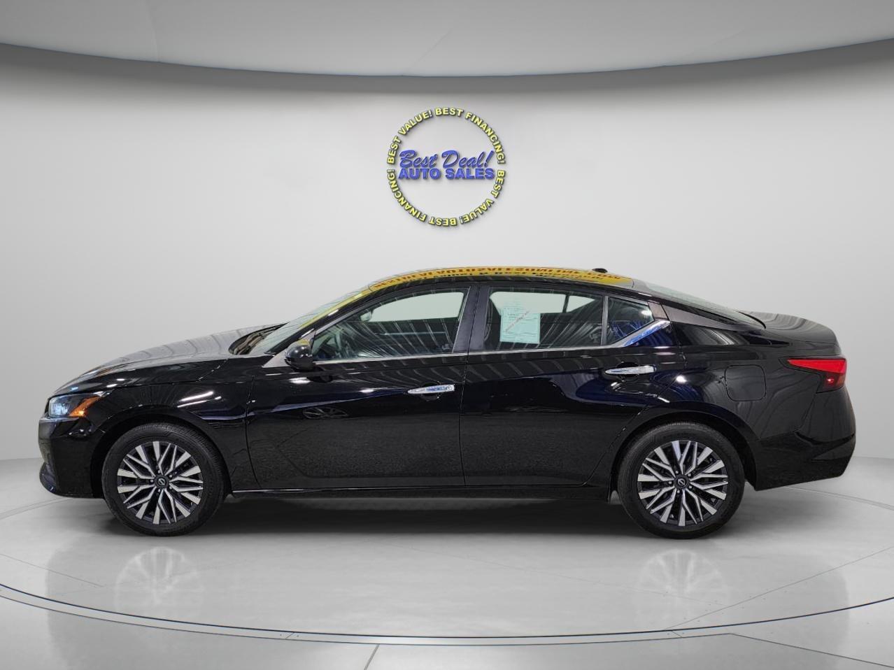 Nissan Altima  2023