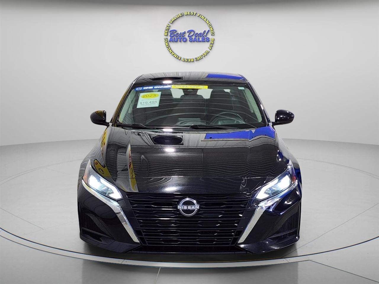 Nissan Altima  2023
