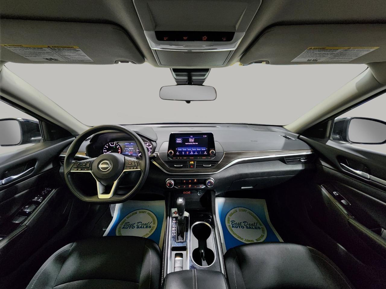 Nissan Altima  2023