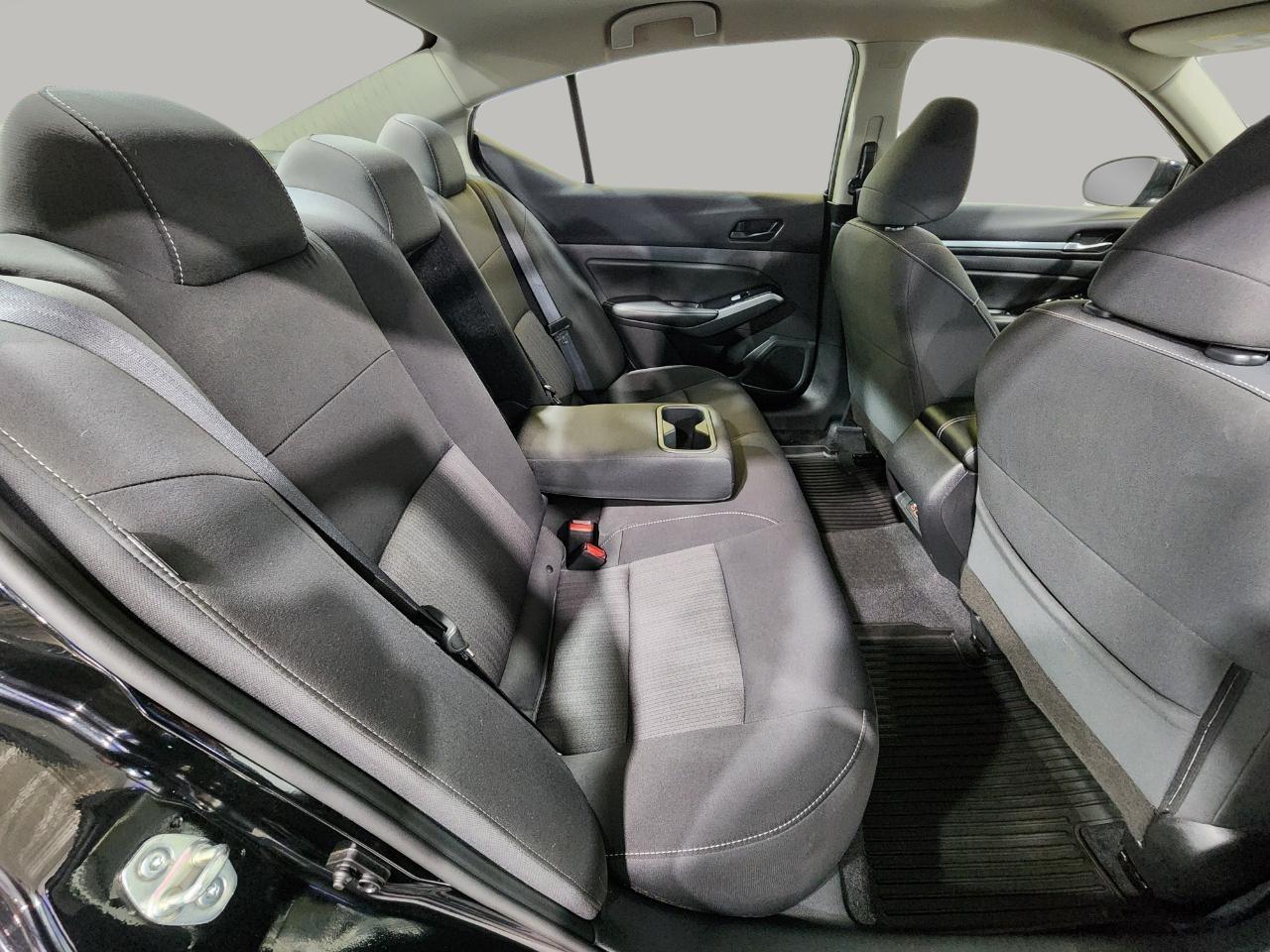 Nissan Altima  2023