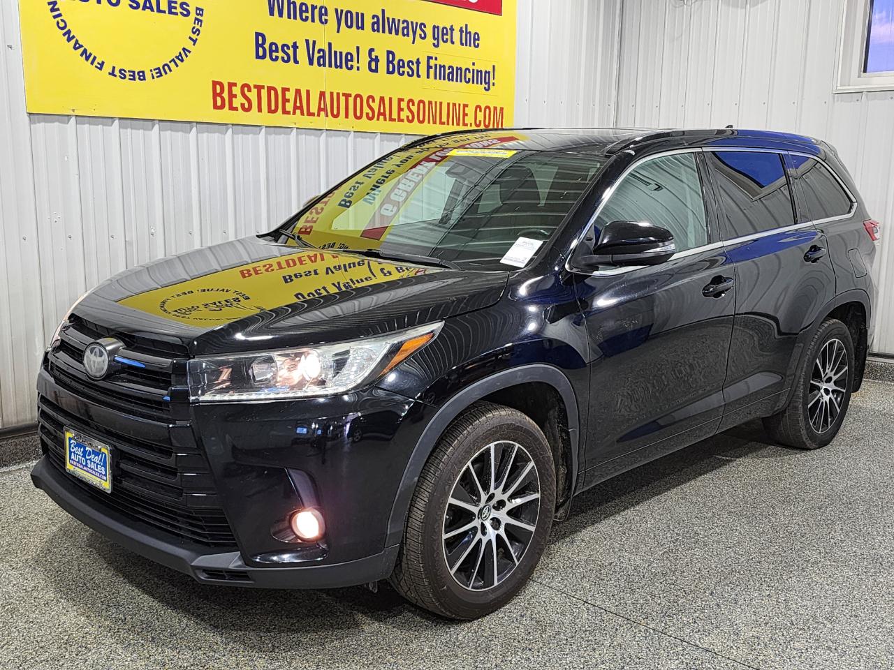 2017 Toyota Highlander AWD SE 4dr SUV
