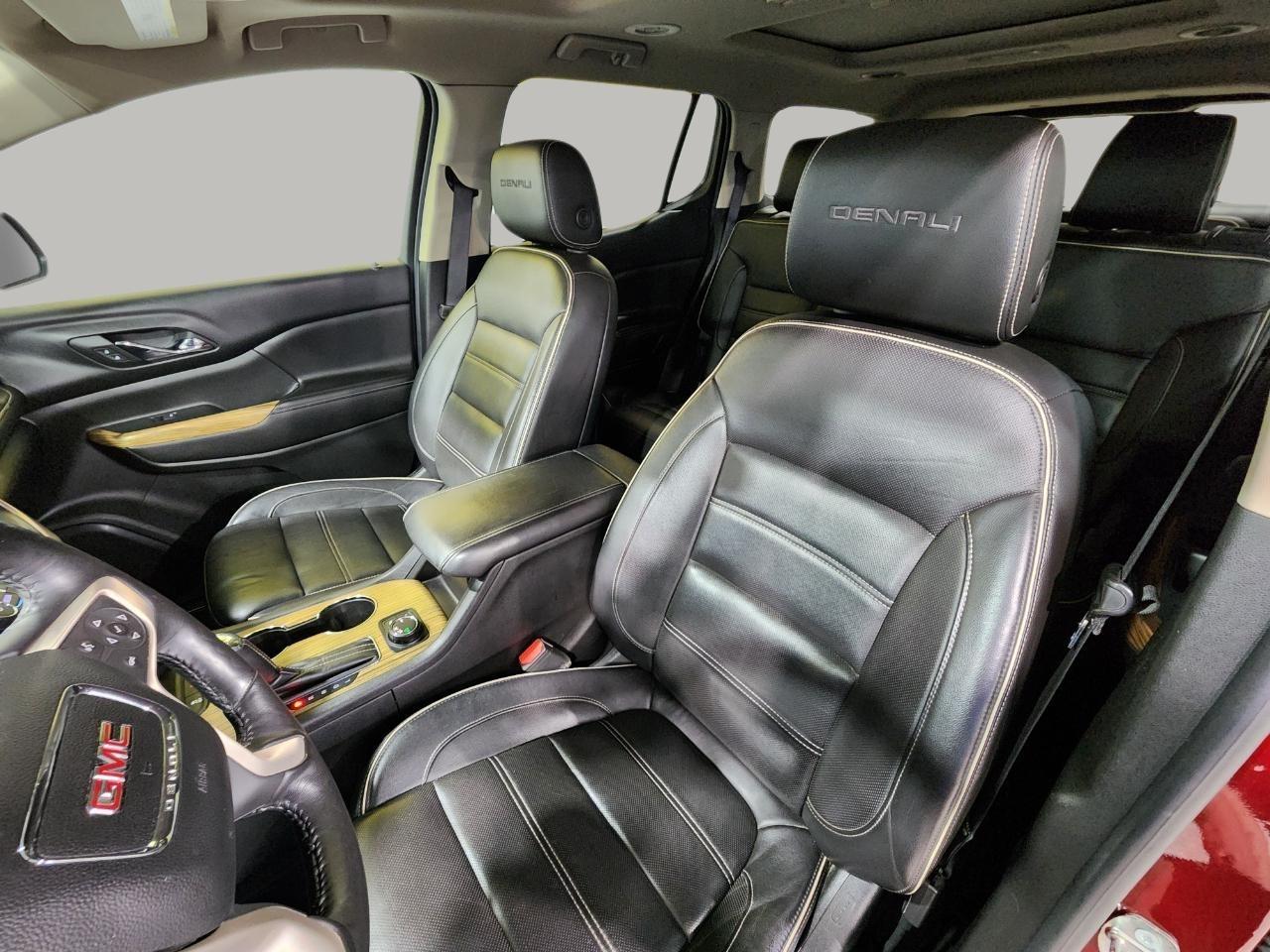GMC Acadia  2017