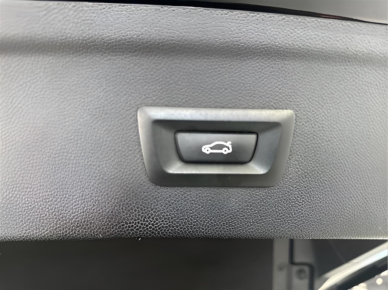 BMW iX xDrive50 2024