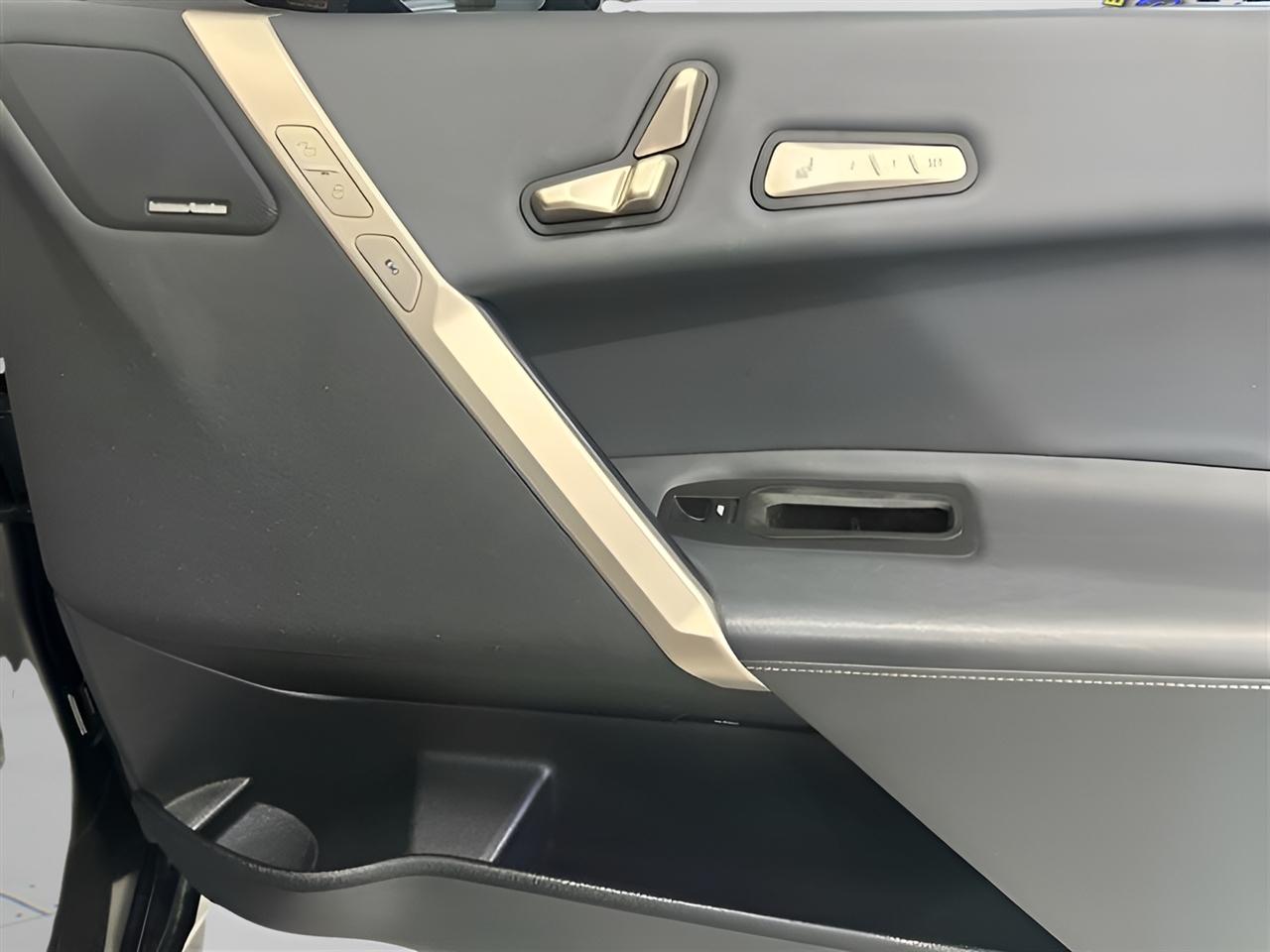 BMW iX xDrive50 2024