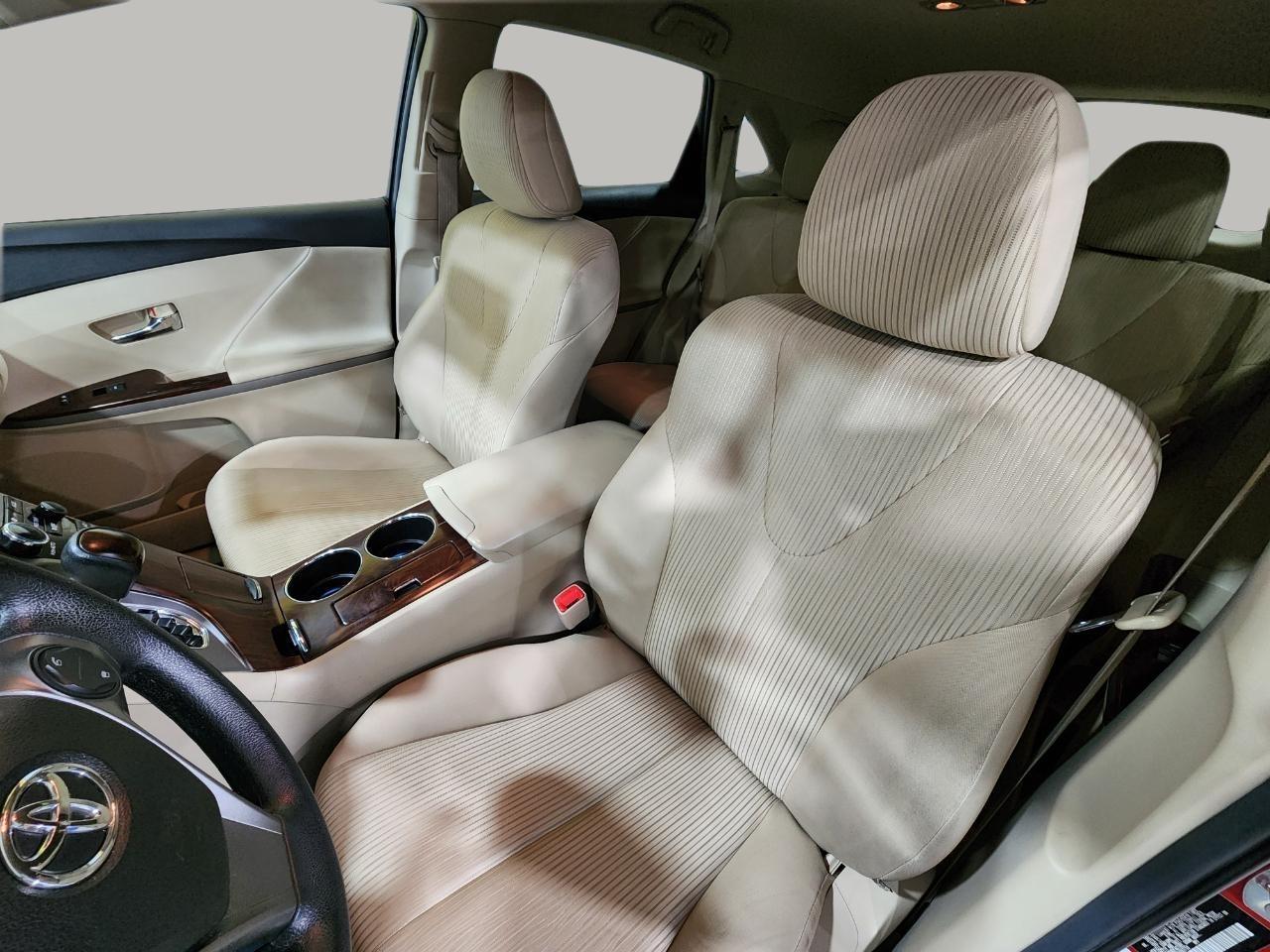Toyota Venza  2014