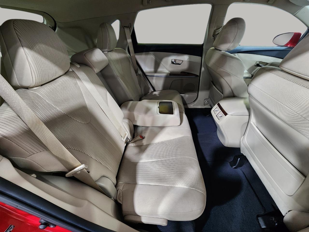 Toyota Venza  2014