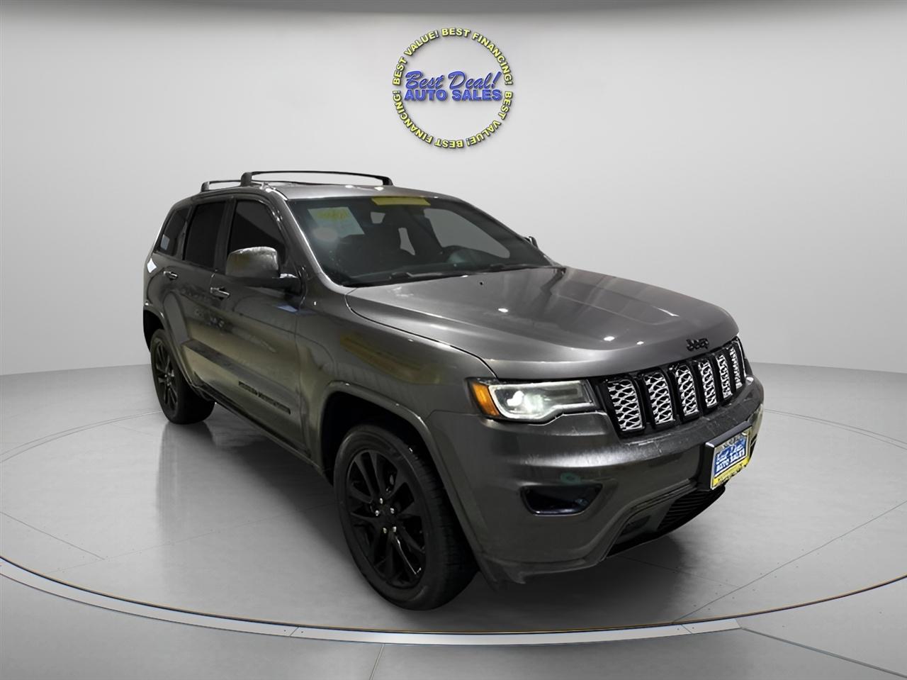 Jeep Grand Cherokee Laredo 4x4 2020
