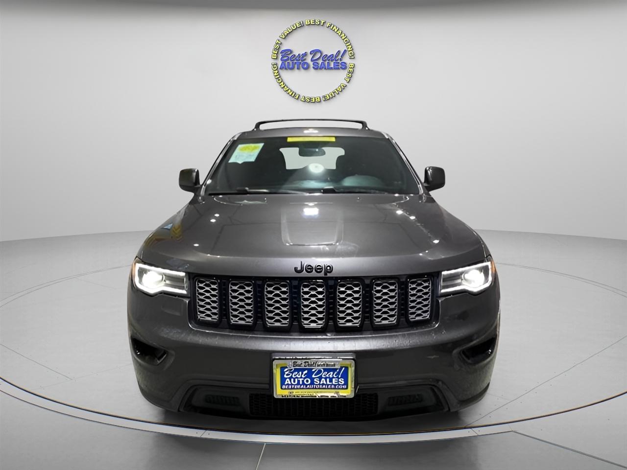 Jeep Grand Cherokee Laredo 4x4 2020