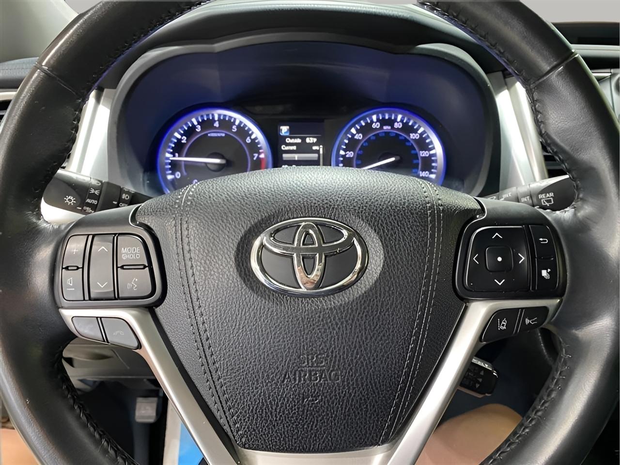 Toyota Highlander AWD 4dr V6 XLE (Natl) 2018