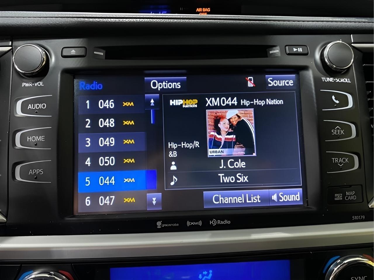 Toyota Highlander AWD 4dr V6 XLE (Natl) 2018