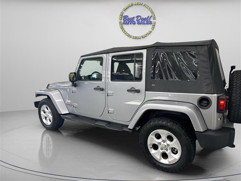 Jeep Wrangler Unlimited Sahara 4WD 2014
