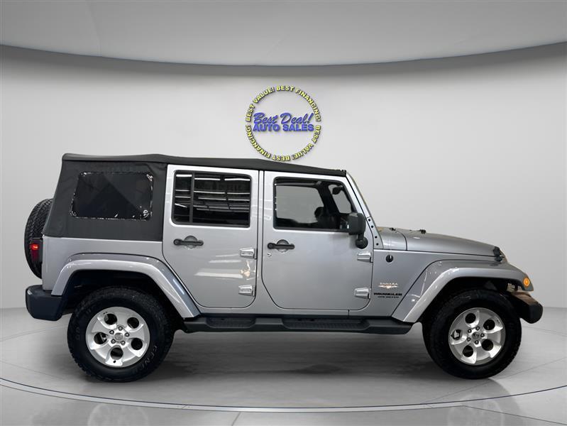 Jeep Wrangler Unlimited Sahara 4WD 2014