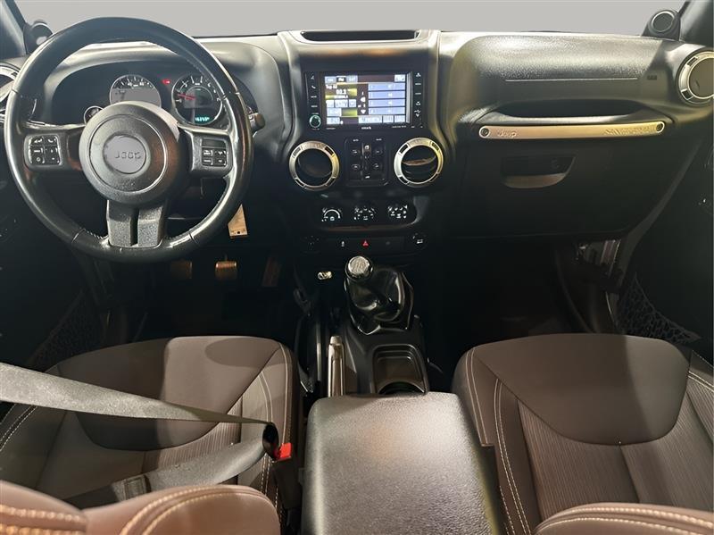 Jeep Wrangler Unlimited Sahara 4WD 2014