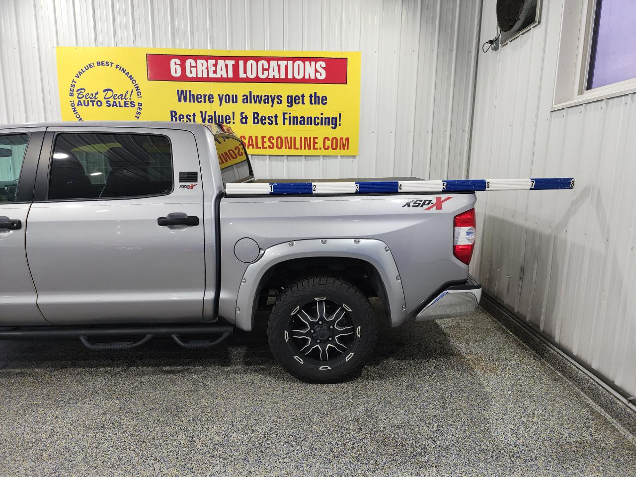 Toyota Tundra  2015