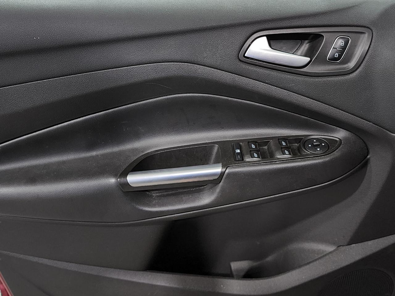 Ford Escape  2017