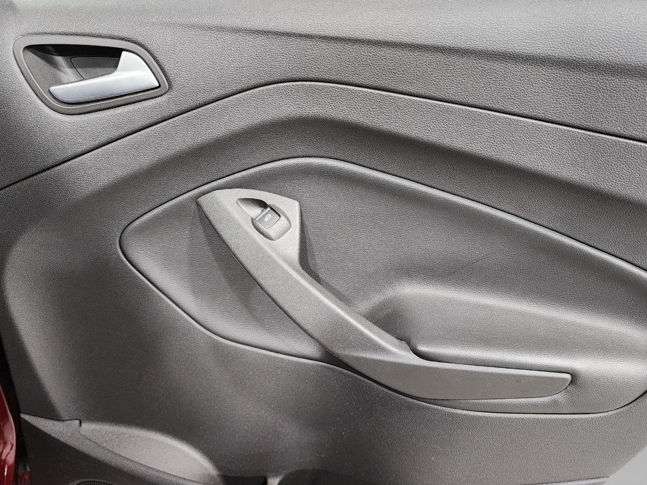 Ford Escape  2017
