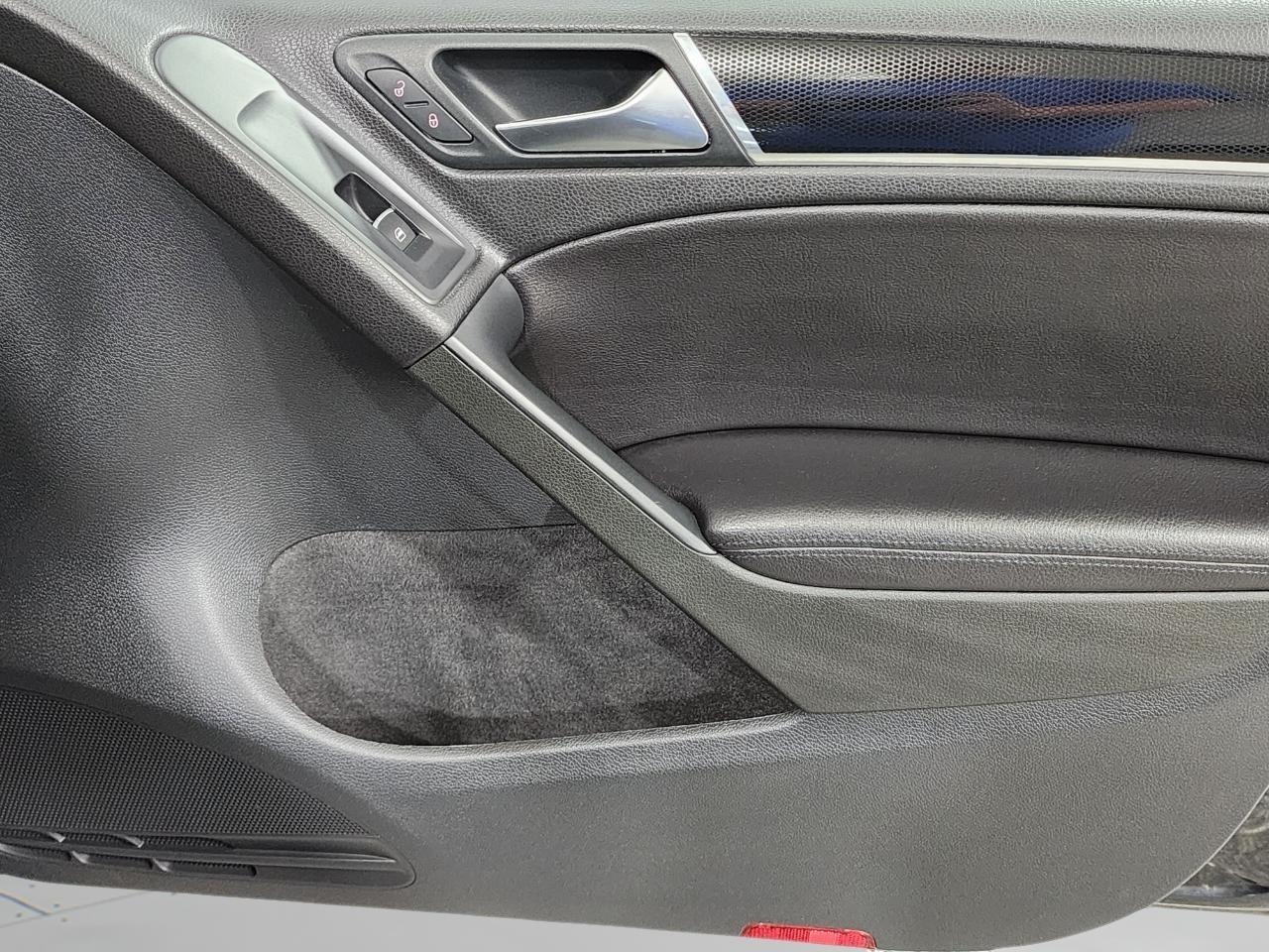 Volkswagen GTI  2014
