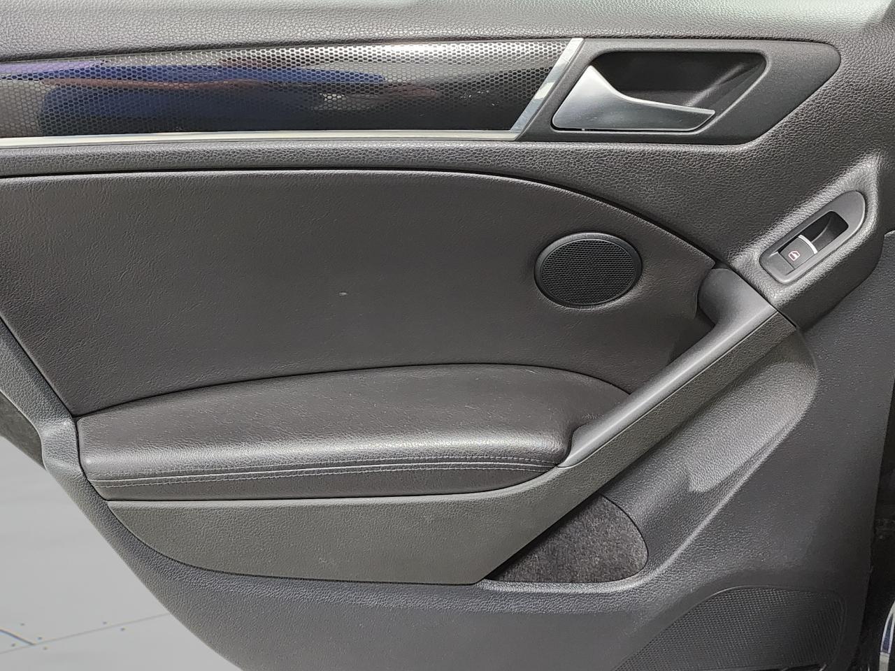 Volkswagen GTI  2014