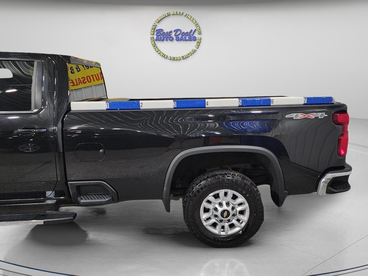 Chevrolet Silverado 2500HD LT Crew Cab Long Box 4WD 2023