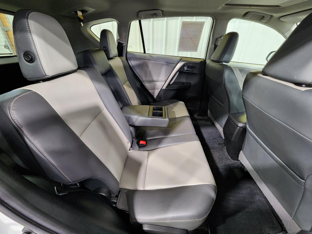 Toyota RAV4  2013