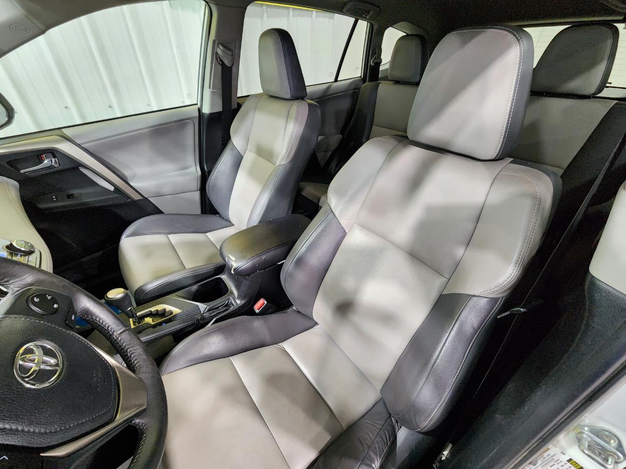 Toyota RAV4  2013