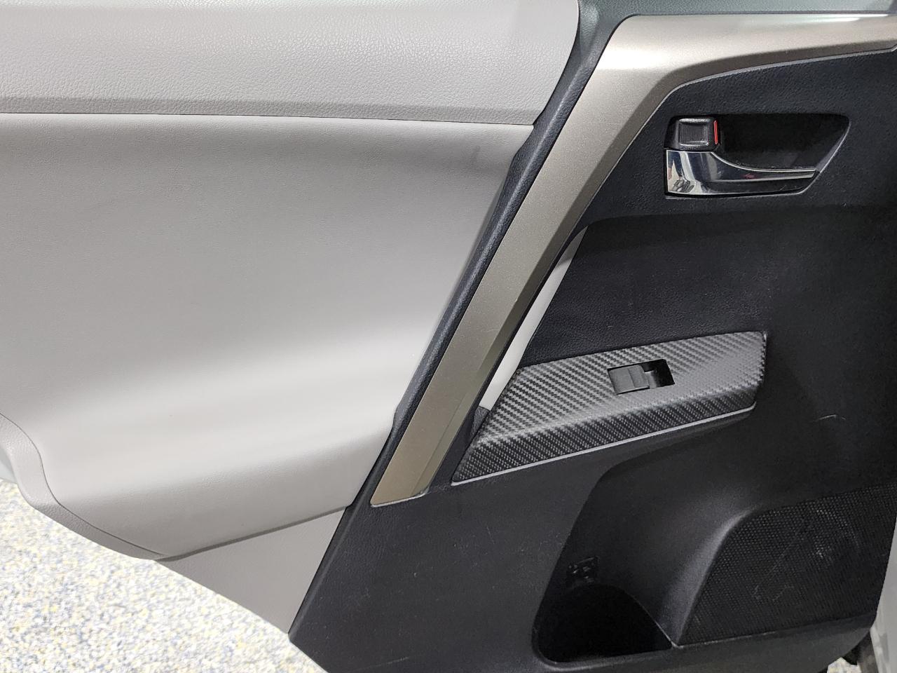 Toyota RAV4  2013