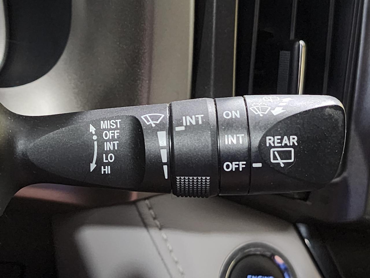 Toyota RAV4  2013