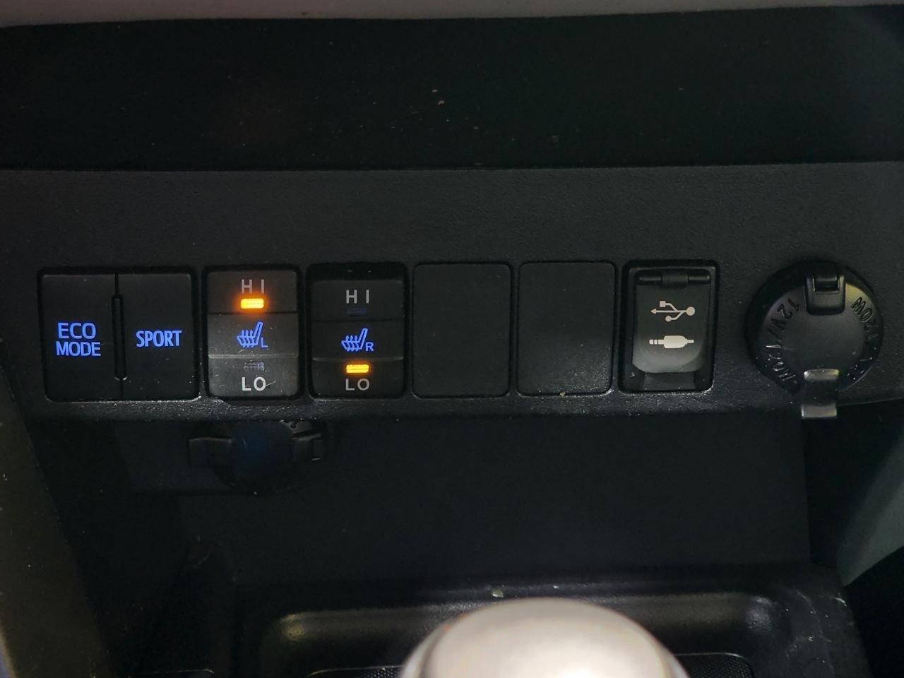 Toyota RAV4  2013