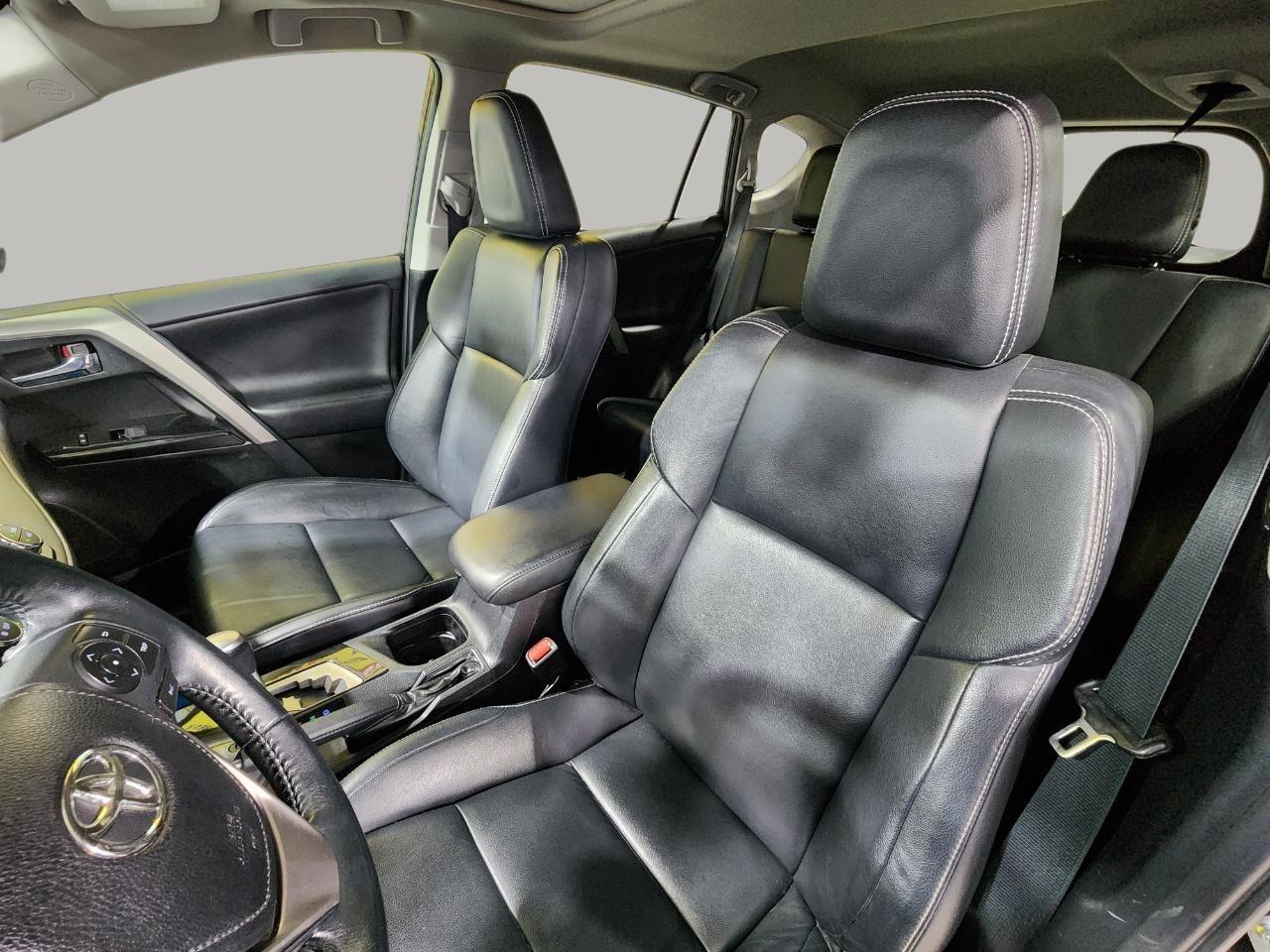 Toyota RAV4  2017