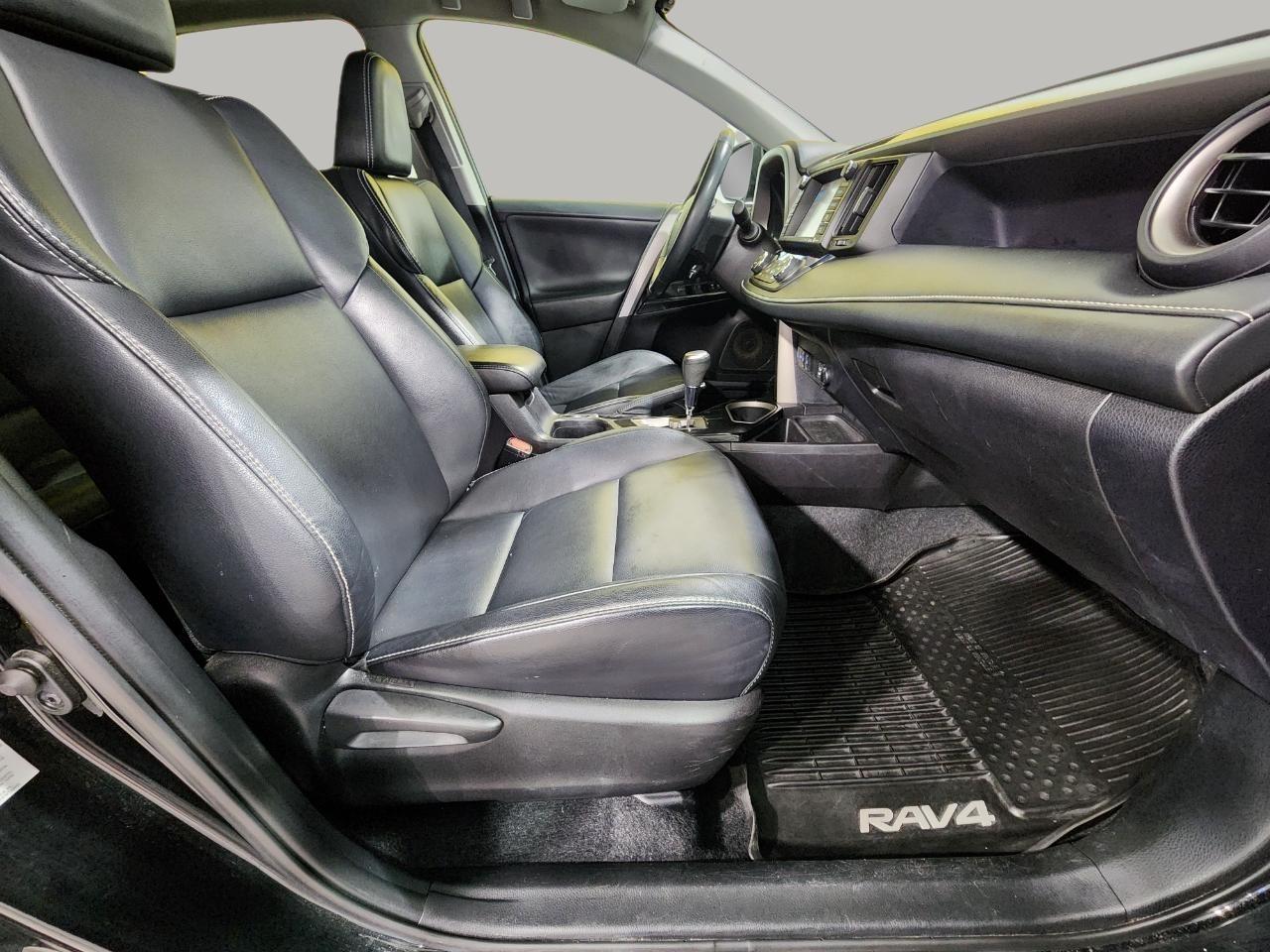 Toyota RAV4  2017