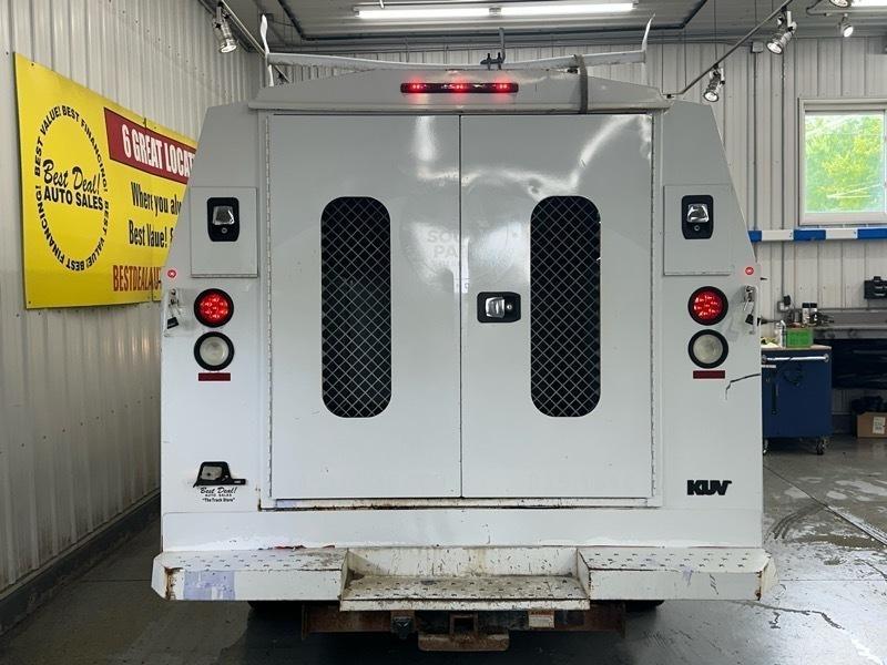 GMC Savana G3500 139 in. 2016