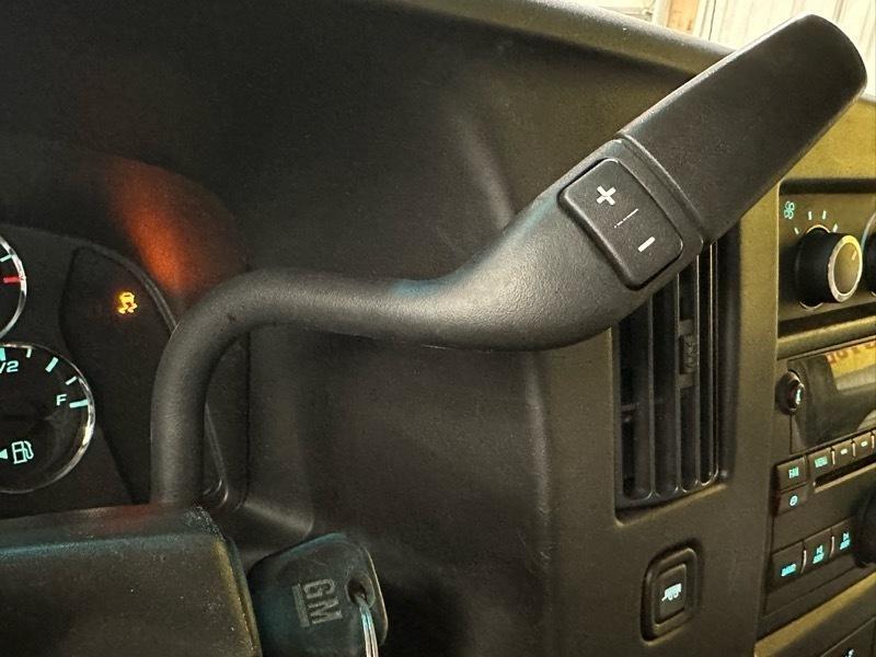 GMC Savana G3500 139 in. 2016