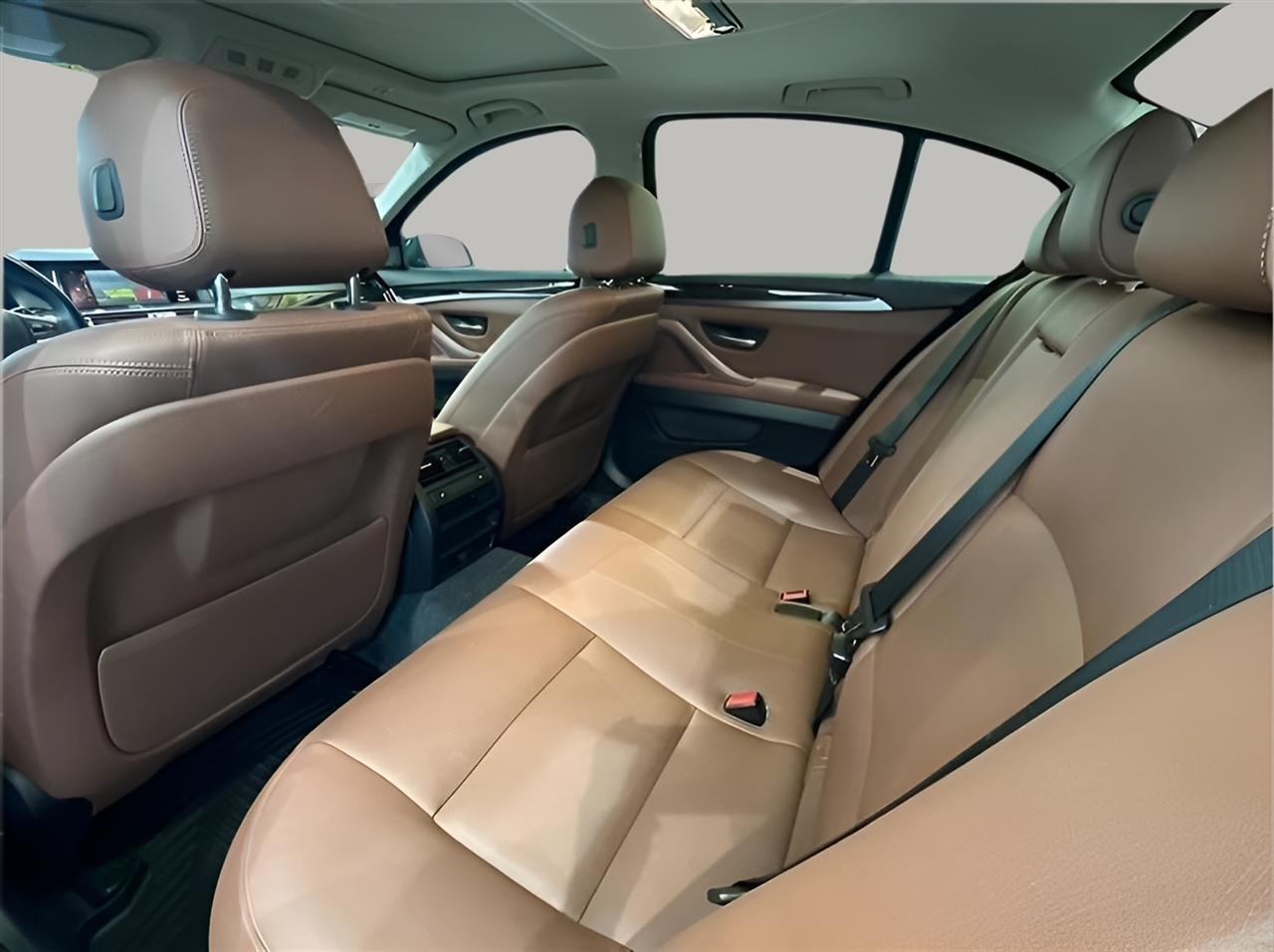 BMW 5-Series 535i xDrive 2016