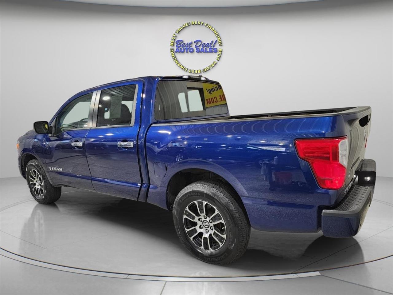 Nissan Titan  2021