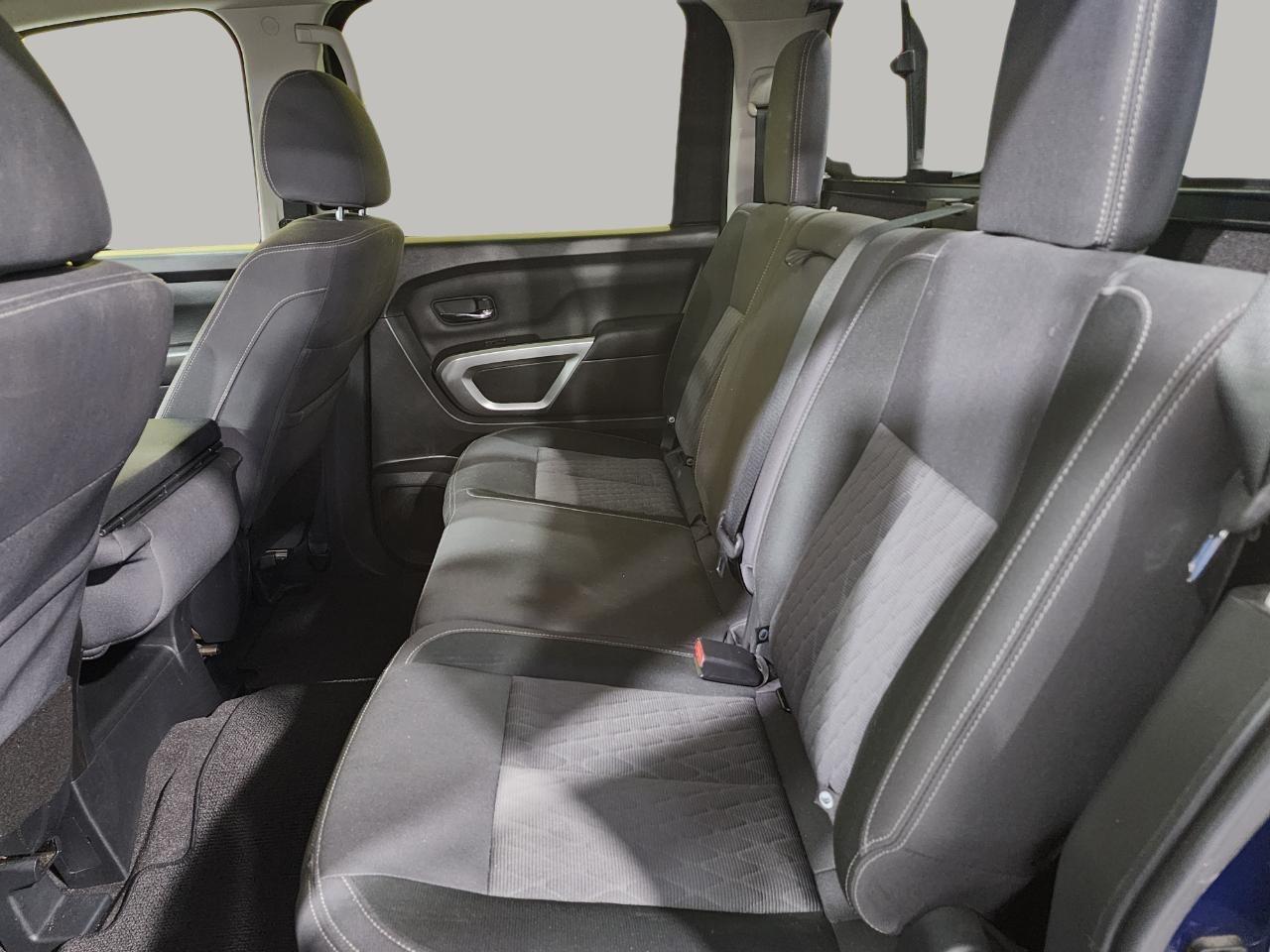 Nissan Titan  2021