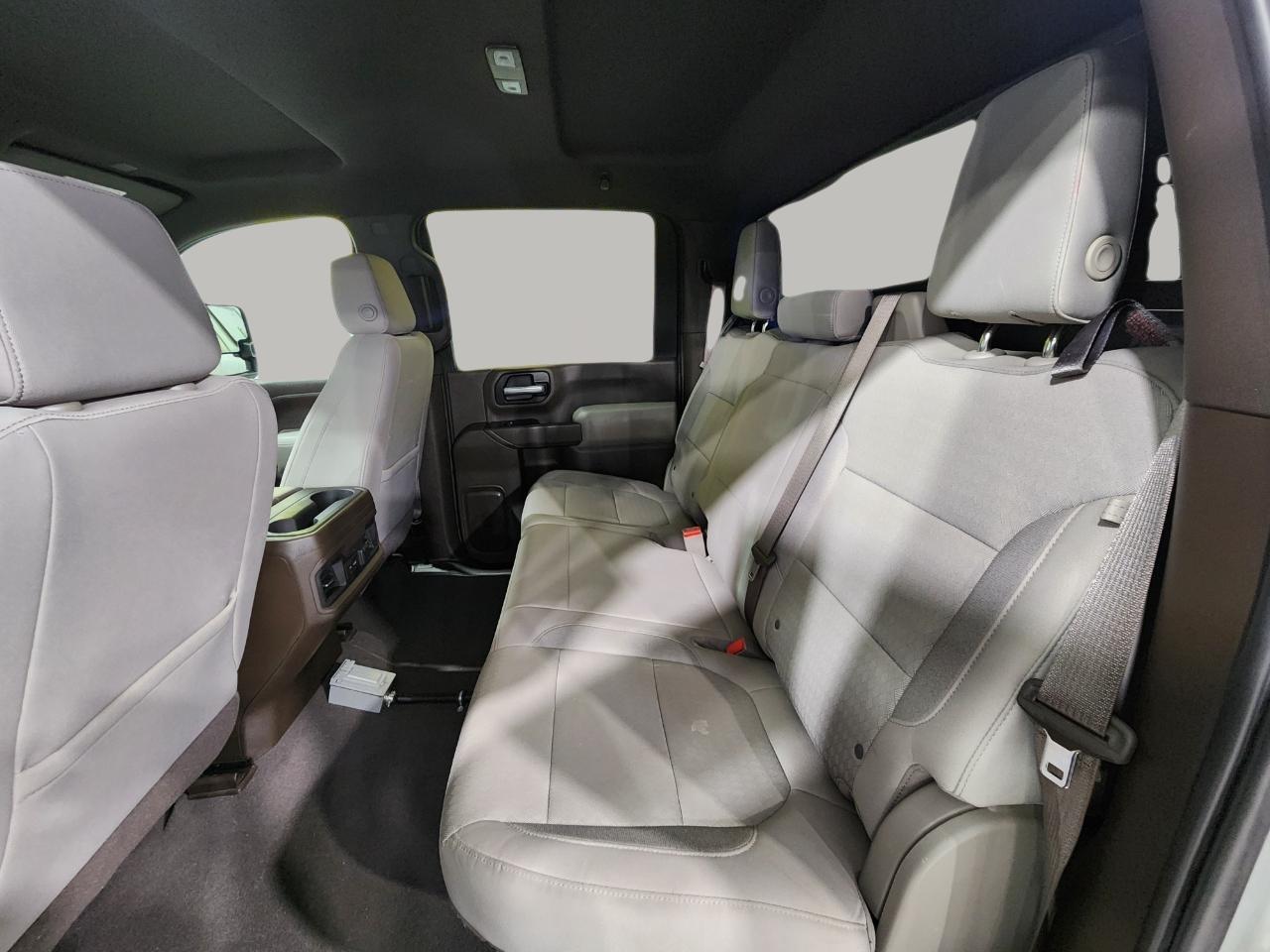 Chevrolet Silverado 2500HD  2021