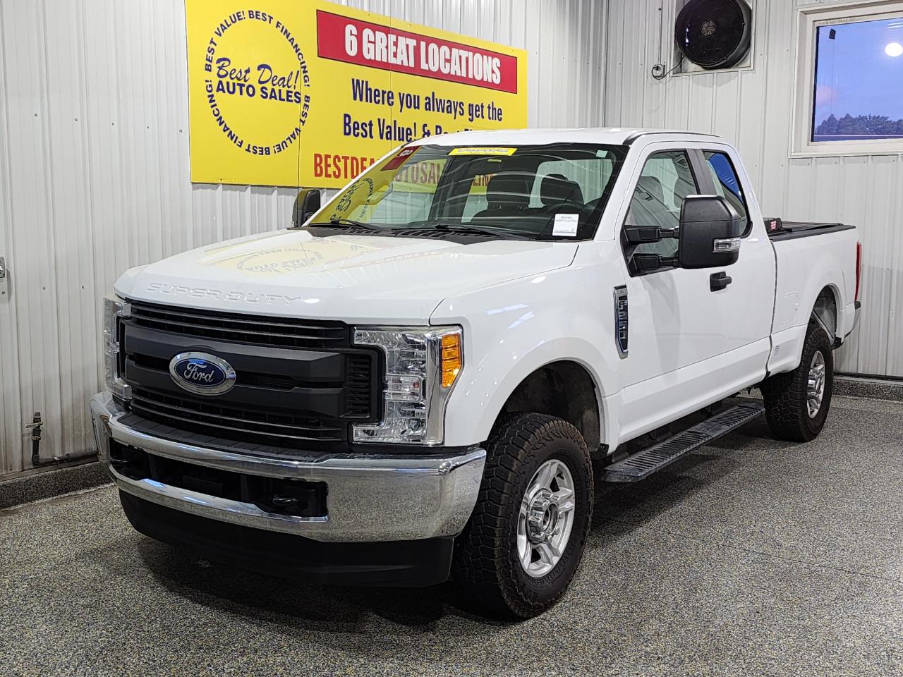 2017 Ford F-250 SD 4x4 XL 4DR SUPERCAB 6.8FT. SB PICKUP