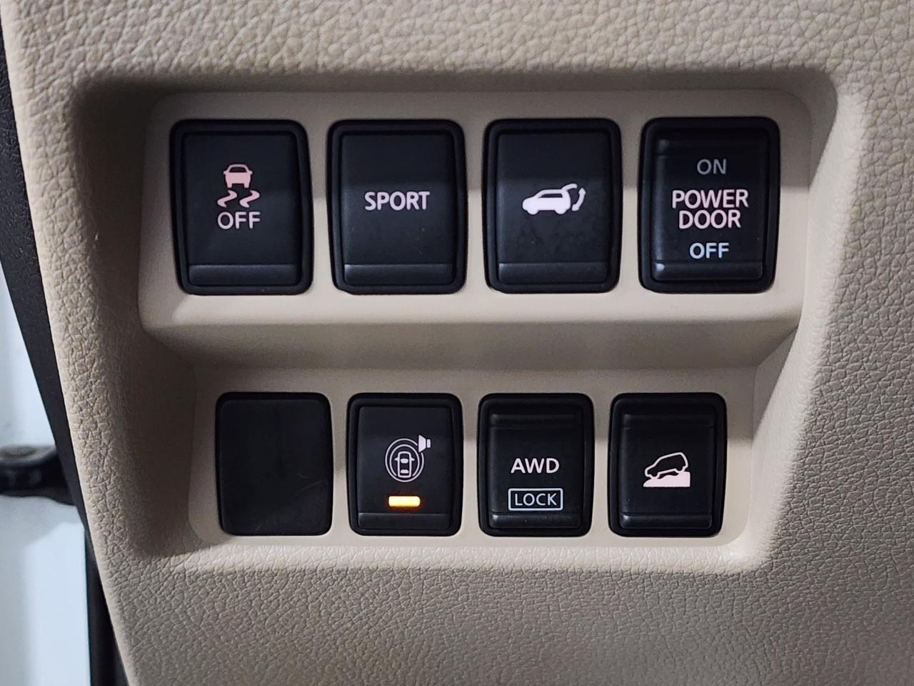 Nissan Rogue  2014