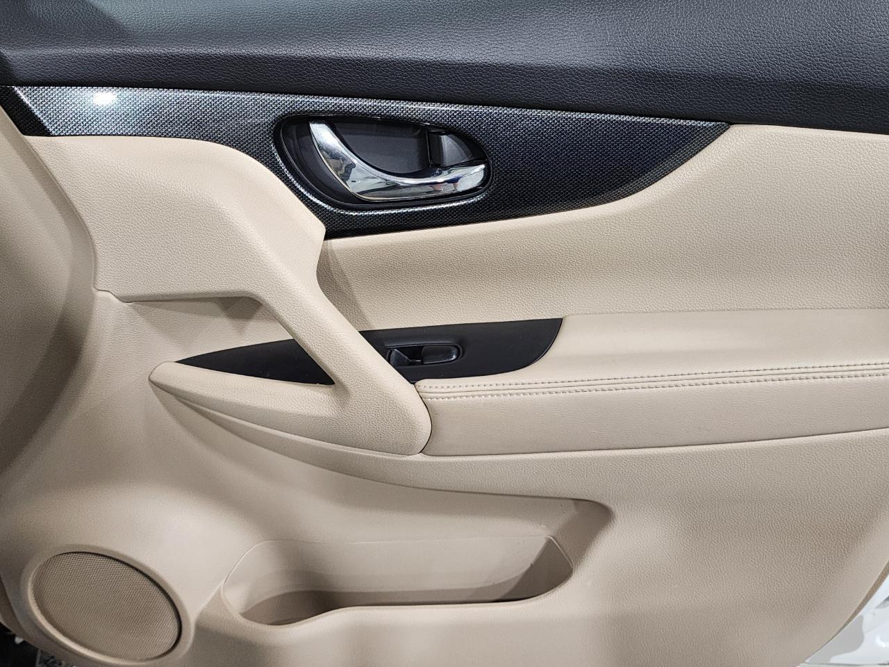 Nissan Rogue  2014