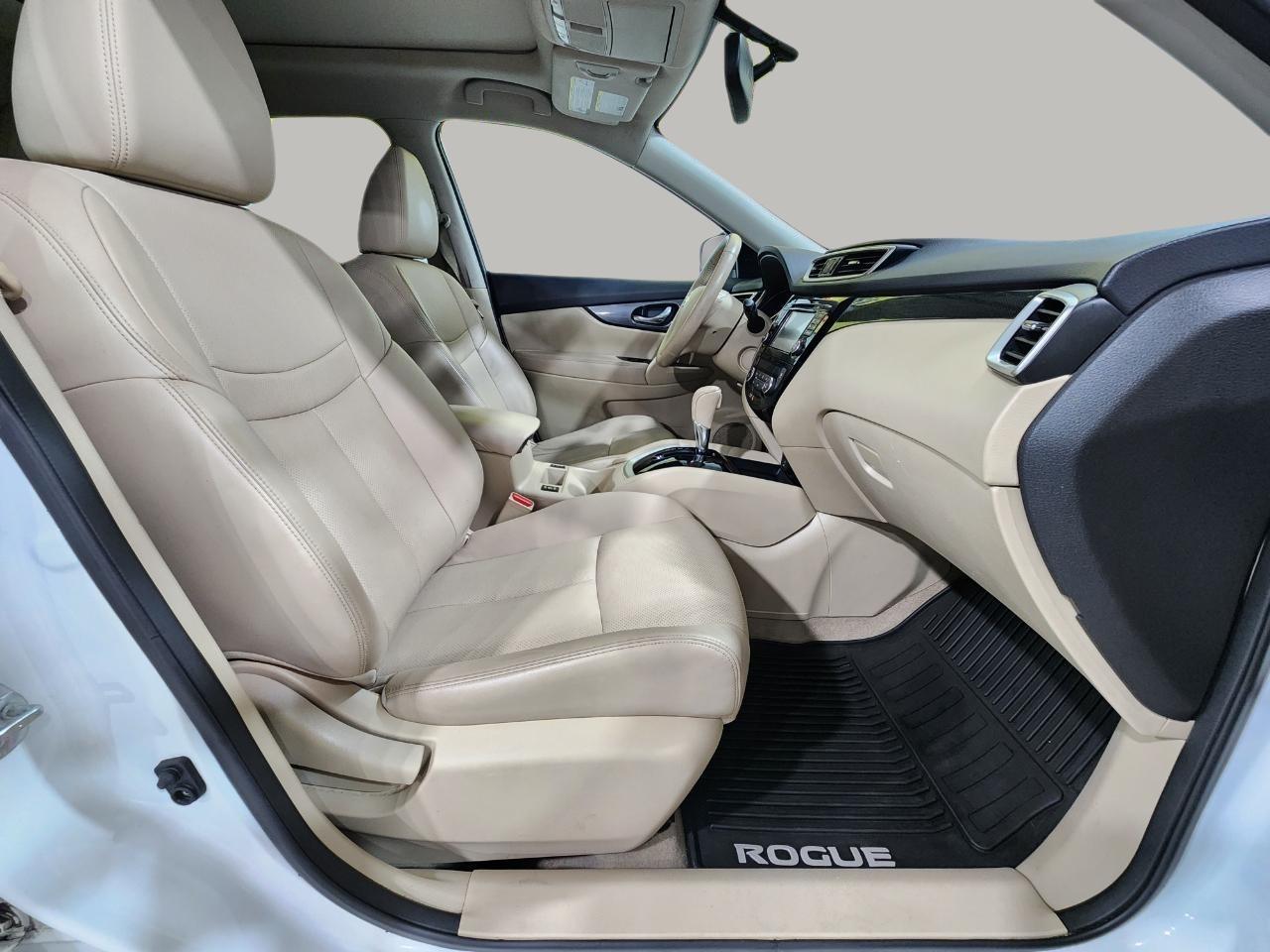 Nissan Rogue  2014