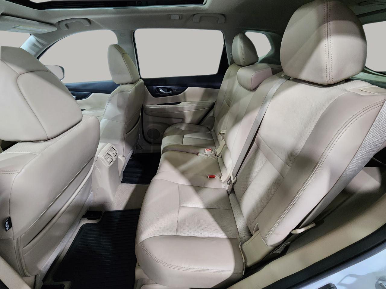 Nissan Rogue  2014